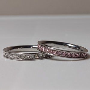 Set Of 2 Size 8 Rings Pink And Clear